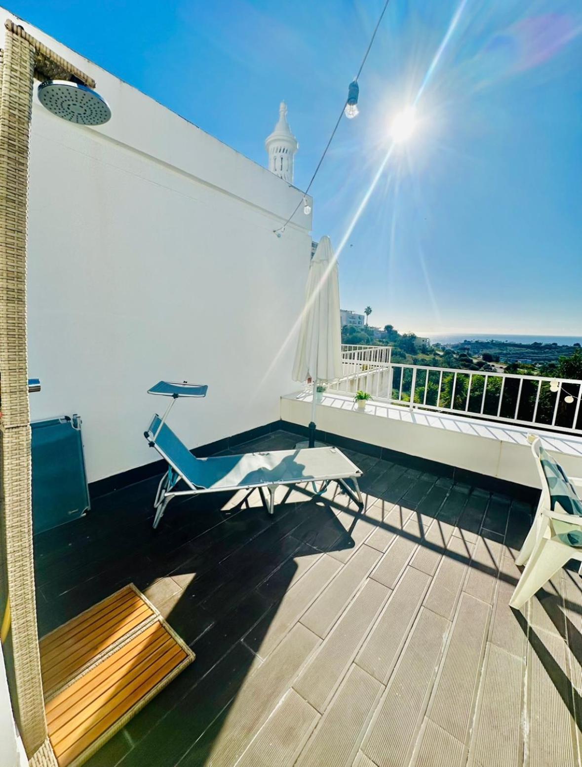 Ocean View Skyline Apartment ‚Hakuna Matata' 알부페이라 외부 사진